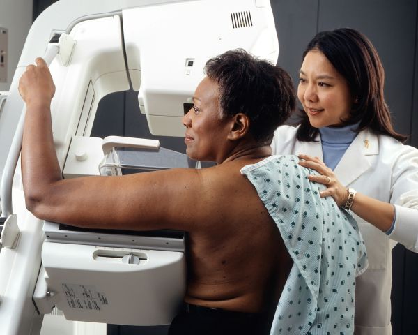 Le cancer du sein chez la femme : comment le détecter à temps ?